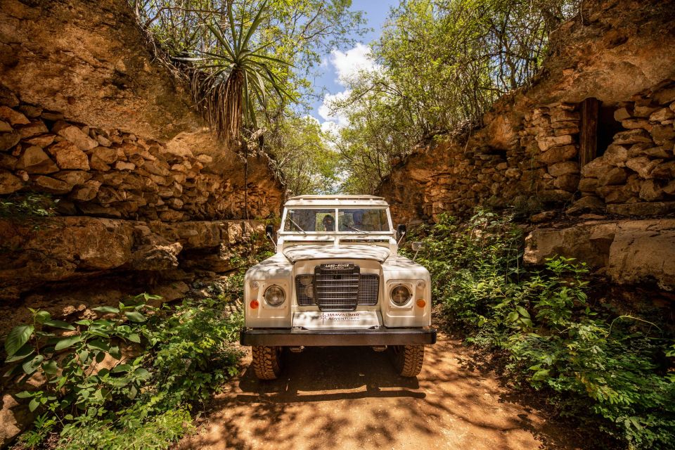 Uxmal: Private Plantations Tour in a Vintage Land Rover - Hacienda Uxmal Plantation Tour