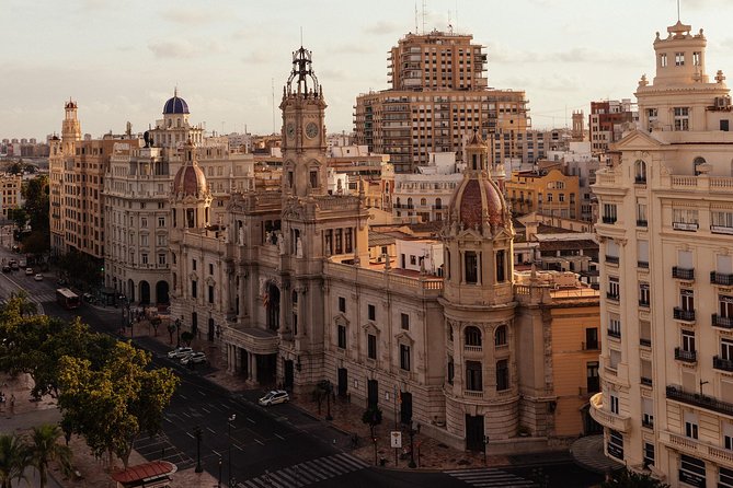 Valencia PRIVATE Highlights & Hidden Gems Tour With a Local - Tour Description