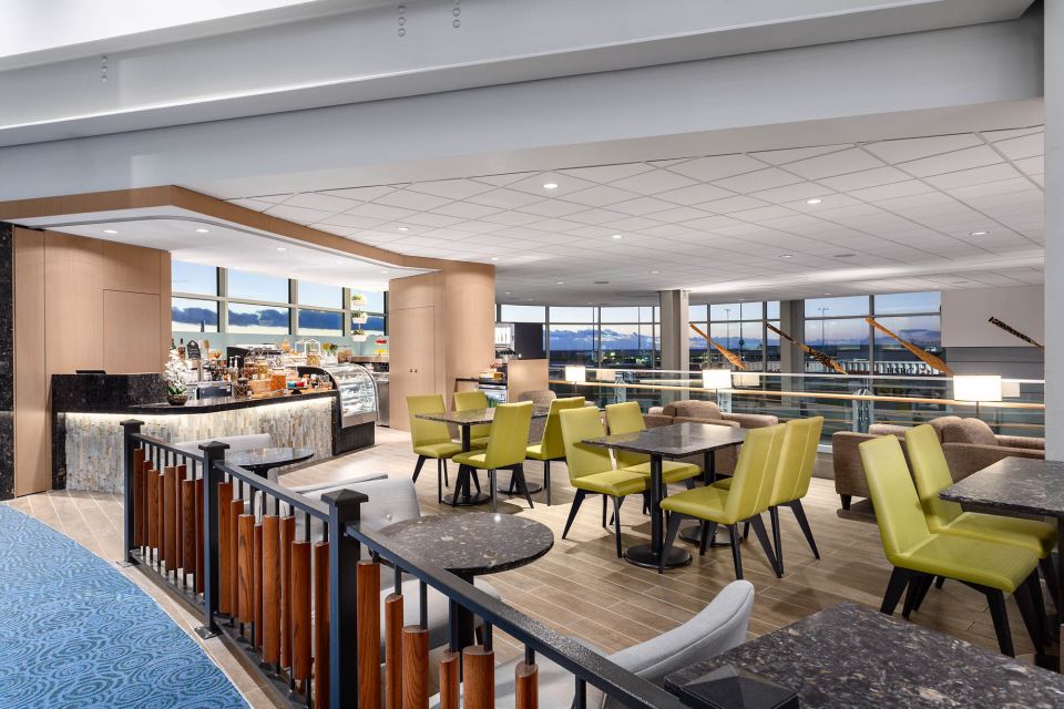 Vancouver International Airport (YVR): Premium Lounge Entry - Location and Access