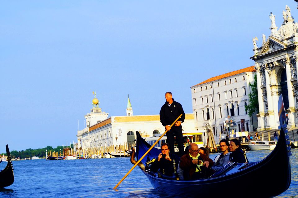 Venice: Grand Canal Private Gondola Ride and Serenade - Landmarks Along the Grand Canal