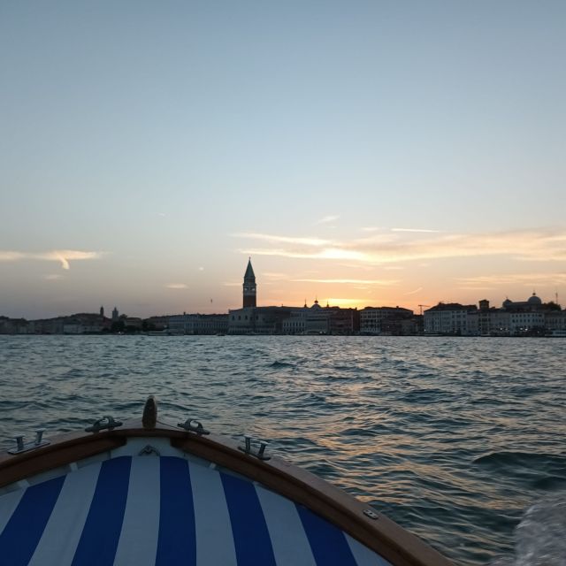 Venice: Private Boat Tour to Murano, Burano, and Torcello - Murano Glassblowing Experience