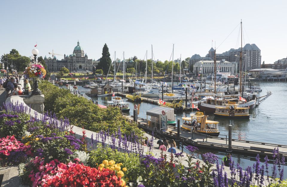 Victoria: Tips-Based City Highlights Walking Tour | 2.5-Hour - Strolling Along Government Street and Hidden Gems