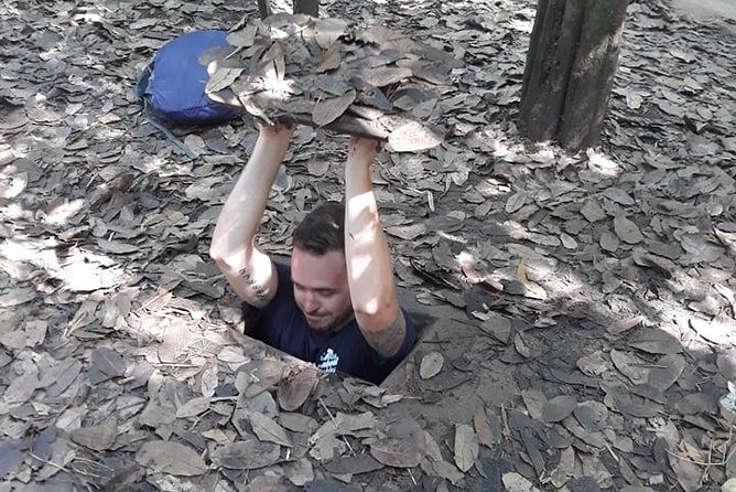 Vietnamese Cooking Class and Cu Chi Tunnels Tour From Ho Chi Minh City - Exploring the Cu Chi Tunnels