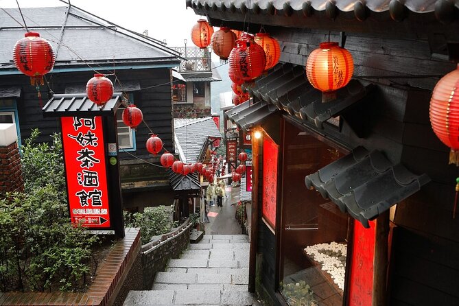 Yehliu, Jiufen & Pingxi Day Tour From Taipei - Tour Logistics