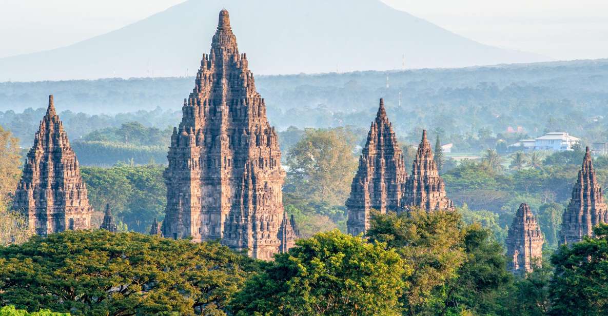 Yogyakarta: Palace, Water Castle & UNESCO Temple Guided Tour - Borobudur Temple Compound