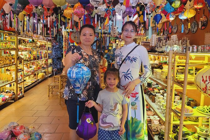 1-Hour Lantern Making Class in Hoi An - Transportation and Seating