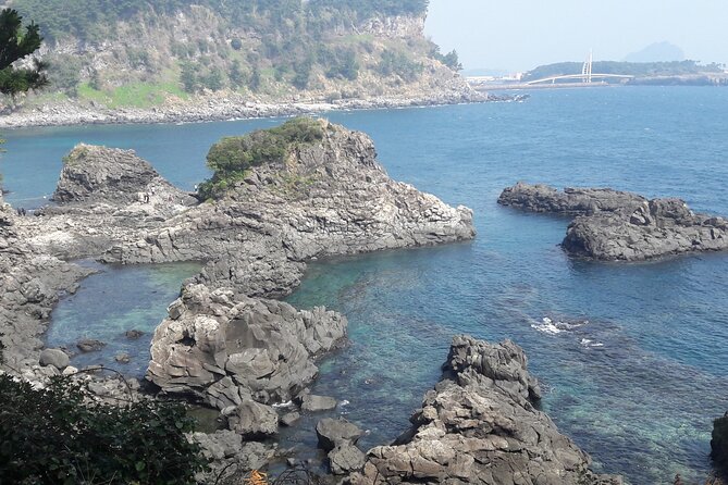 2 Days Jeju Island Private Taxi Tour (East/West of Jeju Island ) - Entry Fee Information