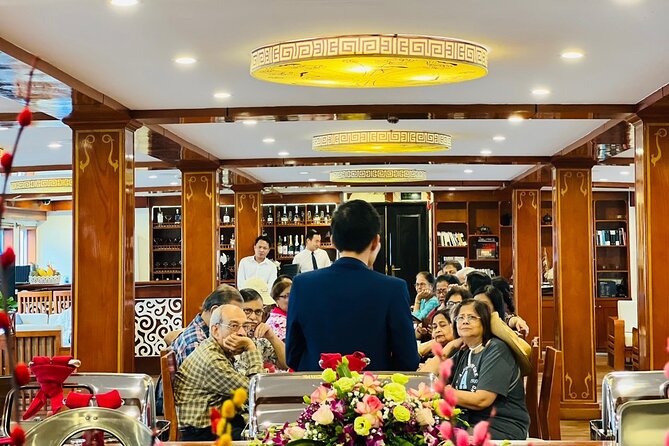 2 Days Tour in Halong Bay by Crown Legend Cruise - Meal and Dining Experiences