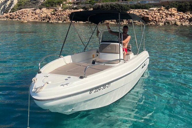 2 Hours Boat Rental in Santa Ponsa Without License - Private Tour and Group Size