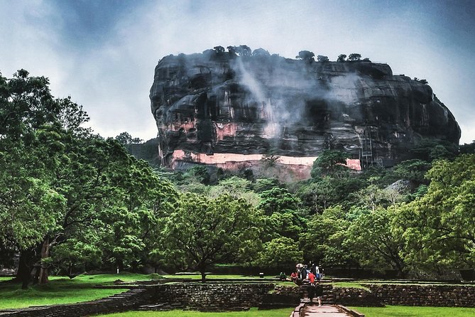 3 Days Tour to Kandy Nuwara Eliya & Sigiriya From Colombo - Important Travel Tips