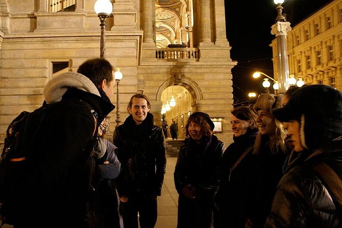3-hour Prague by Night Walking Tour - Requirements and Difficulty Level