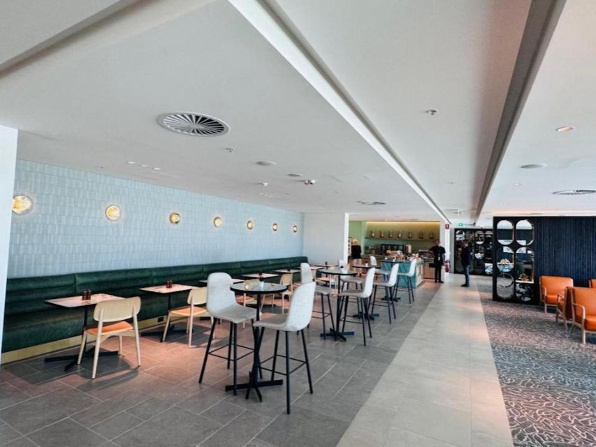 Adelaide Airport (ADL): Plaza Premium Lounge Entry - Inclusions and Exclusions