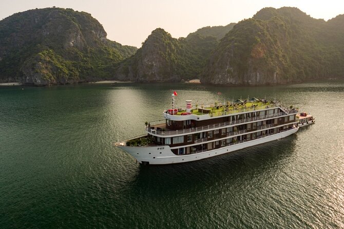 All-Inclusive 2 Day/1 Night Halong Luxury Cruise, Meals, Cave, Kayaking,Swimming - Check-in and Check-out