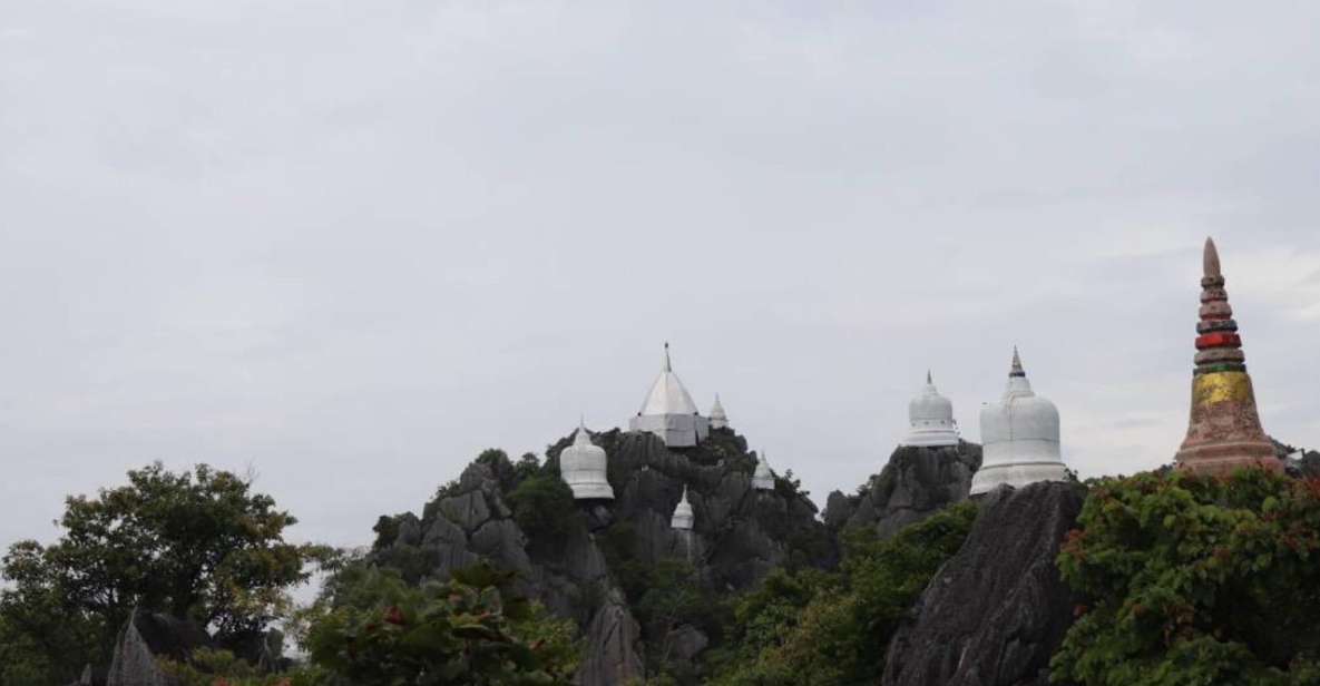 Amazing Unseen in Thailand Wat Chaloemprakiat Lampang - Visiting Wat Phra That Doi Phra Chan