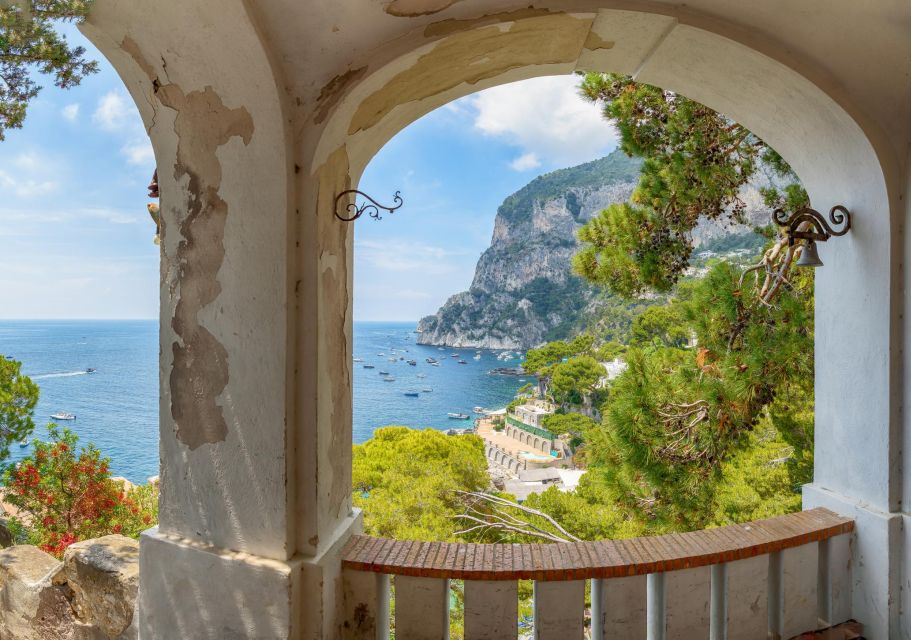 Anacapri's Essence: A Cultural and Scenic Walking Tour - Giardini Di Augustos Splendor