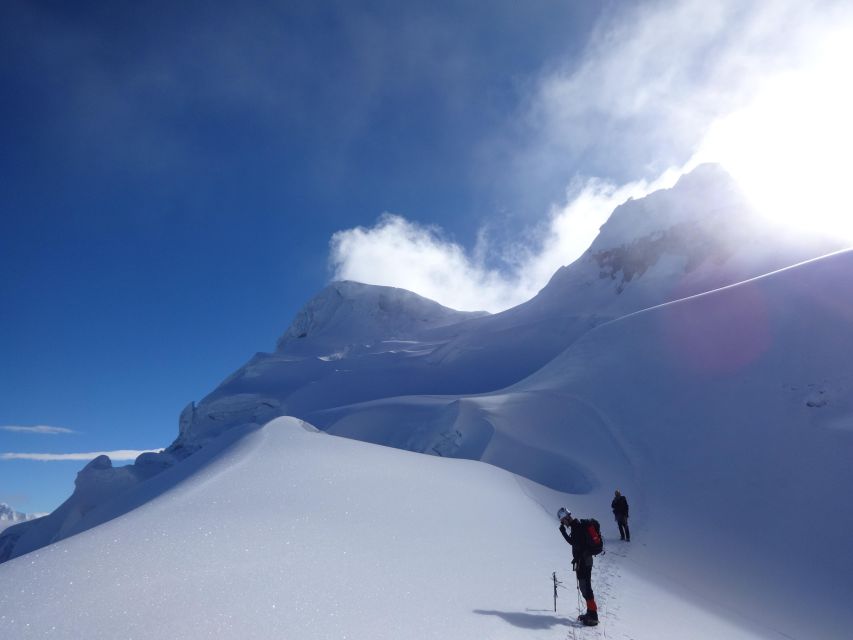 Ancash: Mountaineering to the Mountain Vallunaraju |2D-1N| - Frequently Asked Questions