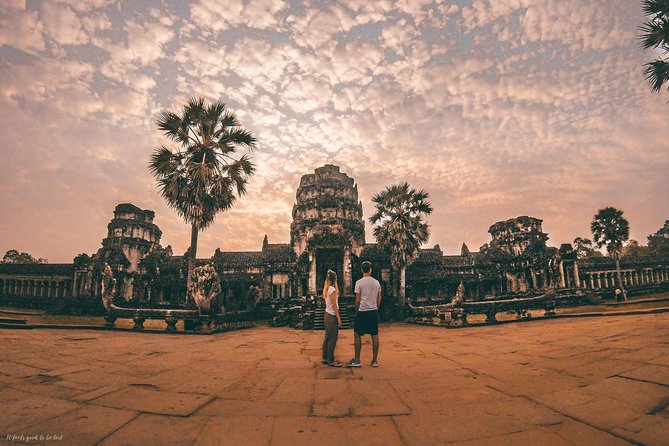 Angkor Wat Private Day Tour From Siem Reap - Dress Code and Accessibility