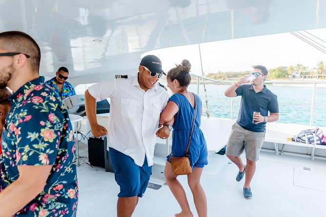 Aruba Sunset Sail With Appetizers and Open Bar - Tips for a Great Experience