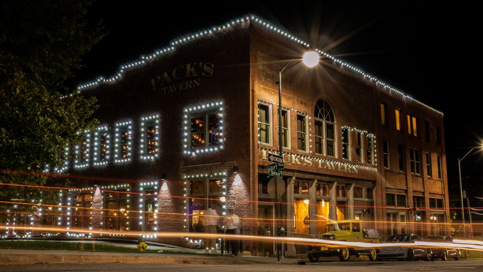 Asheville: Terrors, Boos and Booze Haunted Pub Crawl - Exploring Ashevilles Dark Legends