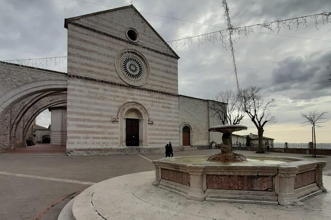 Assisi Private Walking Tour Including St. Francis Basilica - Assisis Rich History