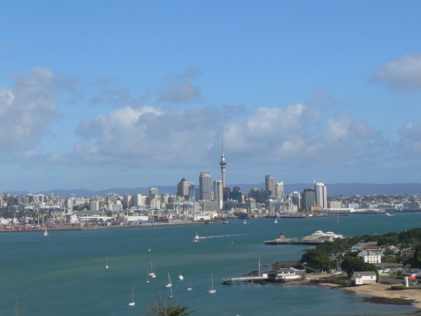 Auckland: Devonport Village Segway Tour