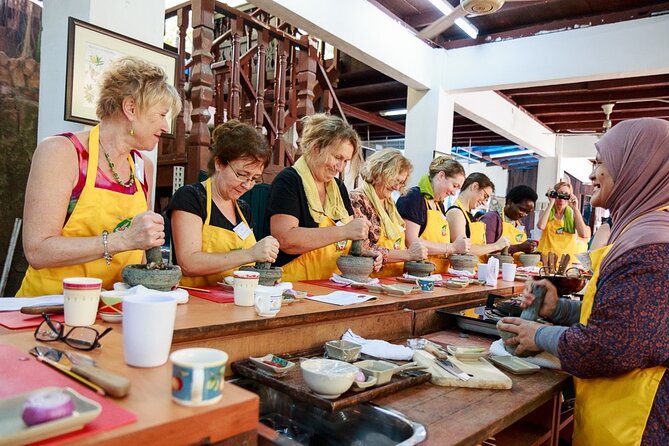 Authentic Malaysian Cooking Class With Market Tour - What to Expect