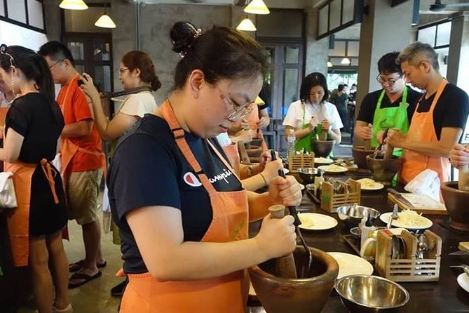 Baipai Thai Cooking School Class in Bangkok - Booking Confirmation and Policies