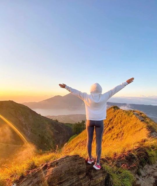 Bali: Mount Batur Sunrise Hike With Optional Hot Spring - Getting to Mount Batur