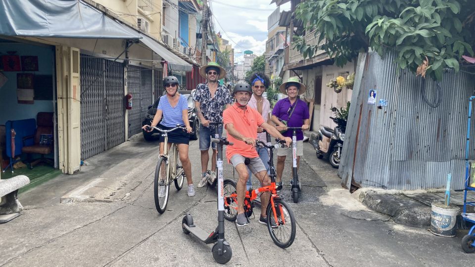 Bangkok : Old City Guided E-Scooter &/or Bike Tour - Vibrant Atmosphere