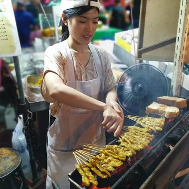 Bangkok: Street Food Tasting Tour By Night - Important Restrictions