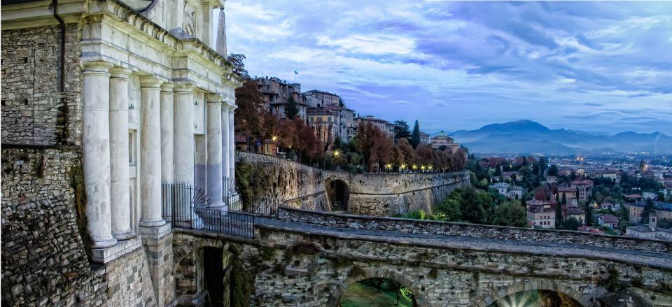 Bergamo: 2.5-Hour Private Upper Town Tour - Private Tour With Licensed Guide