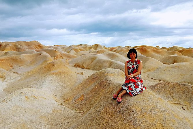Bintan Sand Dunes and Blue Lakes Half-Day Tour With Lunch - Scenic Highlights