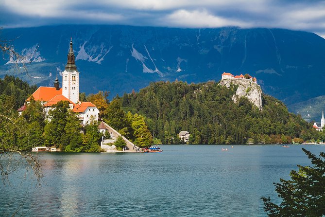 Bled Lake With Postojna Cave & Castle - Small Group - Day Trip From Ljubljana - Discovering Postojna Cave