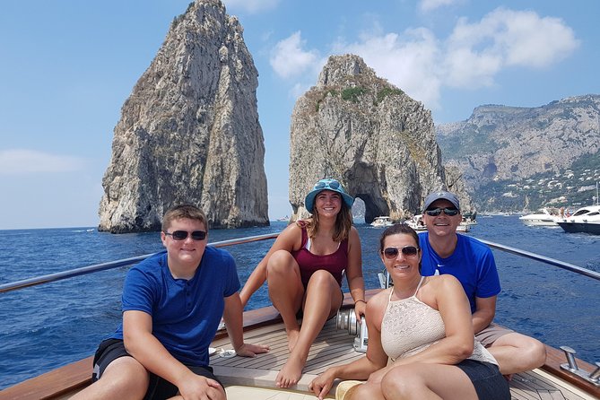 Boat Excursion Capri Island: Small Group From Positano - Reviews