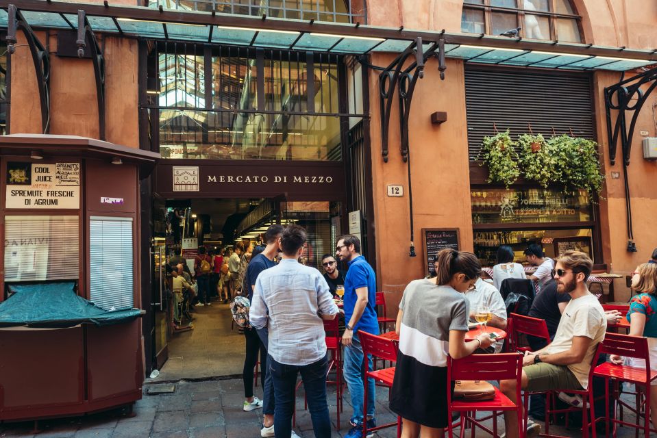 Bologna: Guided Traditional Food Tour - Discover Top Food Stops