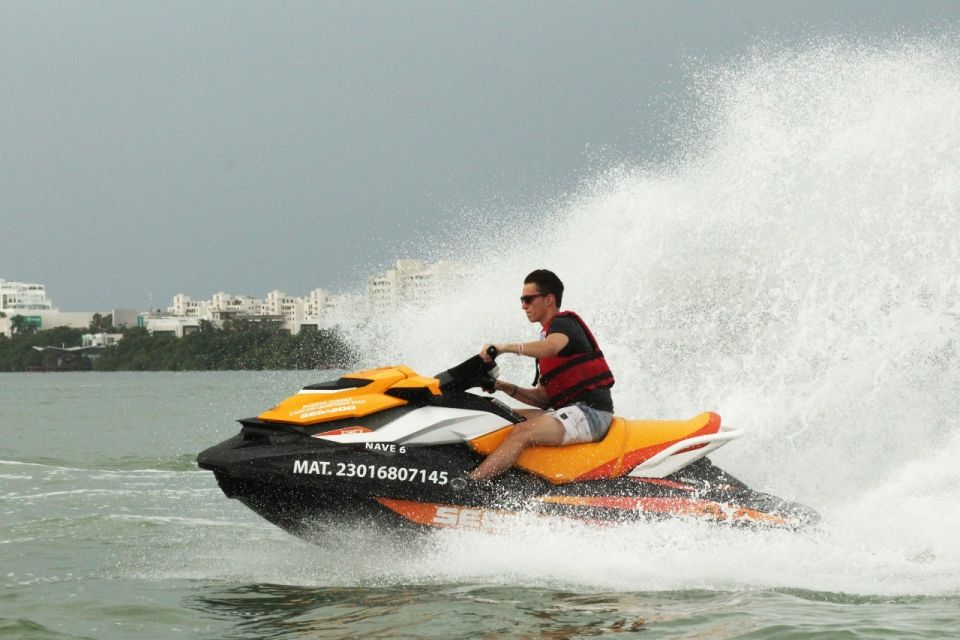 Cancún: Shared Speedboat & Jet Ski Rental With Snorkel Tour - Speedboat Driving