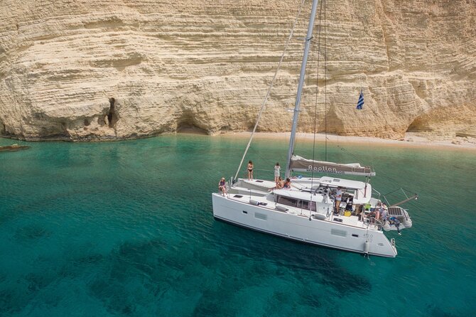 Catamaran All Inclusive-Day Cruise to Naxos or Paros With Lunch - Infant Seating and Group Size