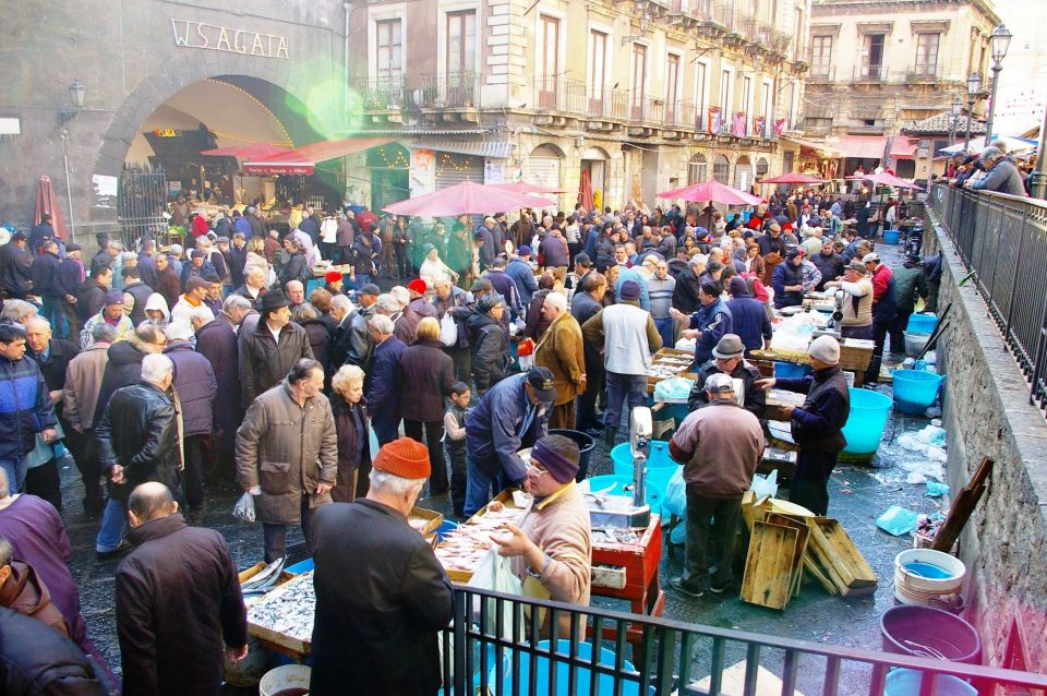 Catania: Private Walking Tour With Arancini Tasting - Experience the Flair of City Life