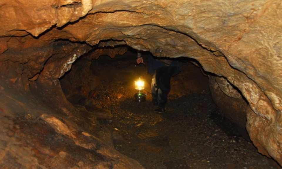 Chiang Mai: Chiang Dao Cave, Sticky Waterfall With Longneck - Experience Local Customs