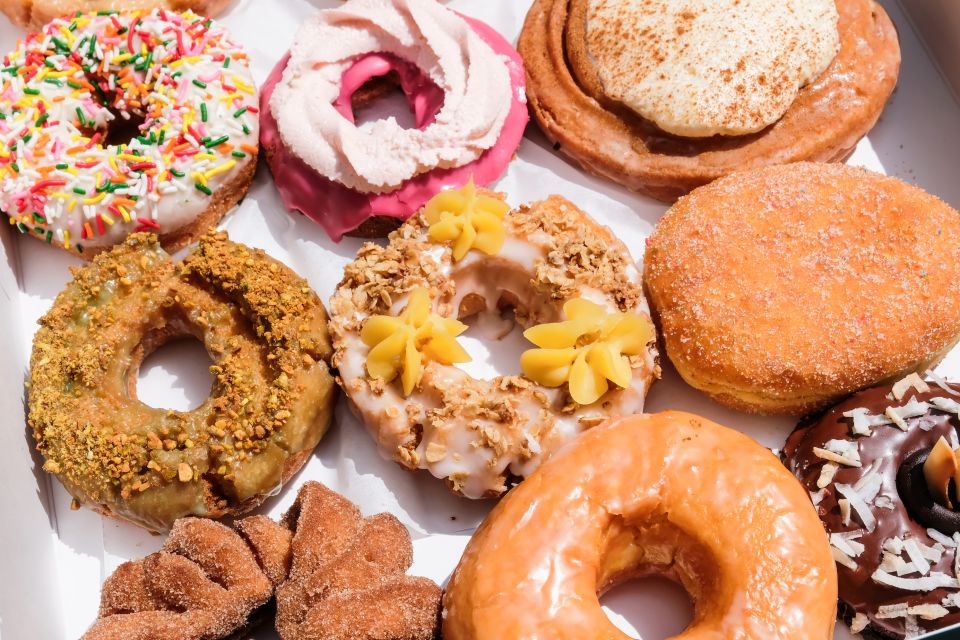 Chicago: Downtown Donut Tour With Tastings - Booking and Cancellation Policy