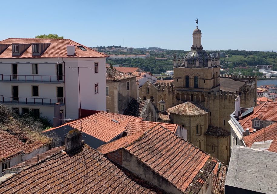 Coimbra: Scavenger Hunt and City Highlights Walking Tour - Booking Information and Details