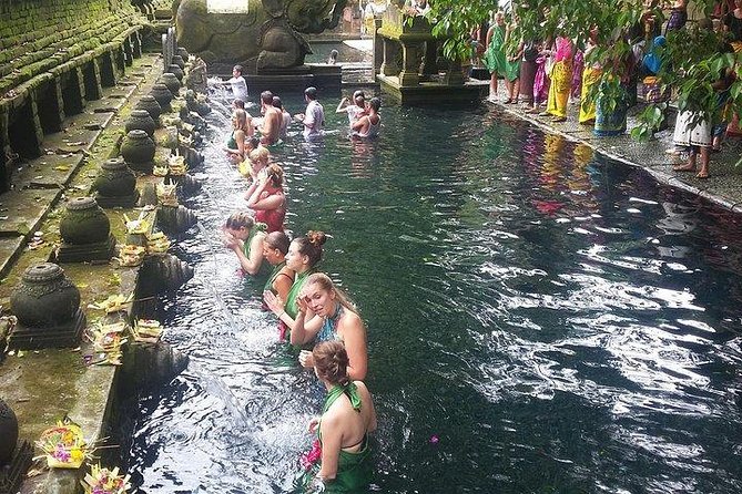 Cretya Ubud + Taman Dedari + Sari Timbul Glass Factory Tour. - Special Events at Cretya