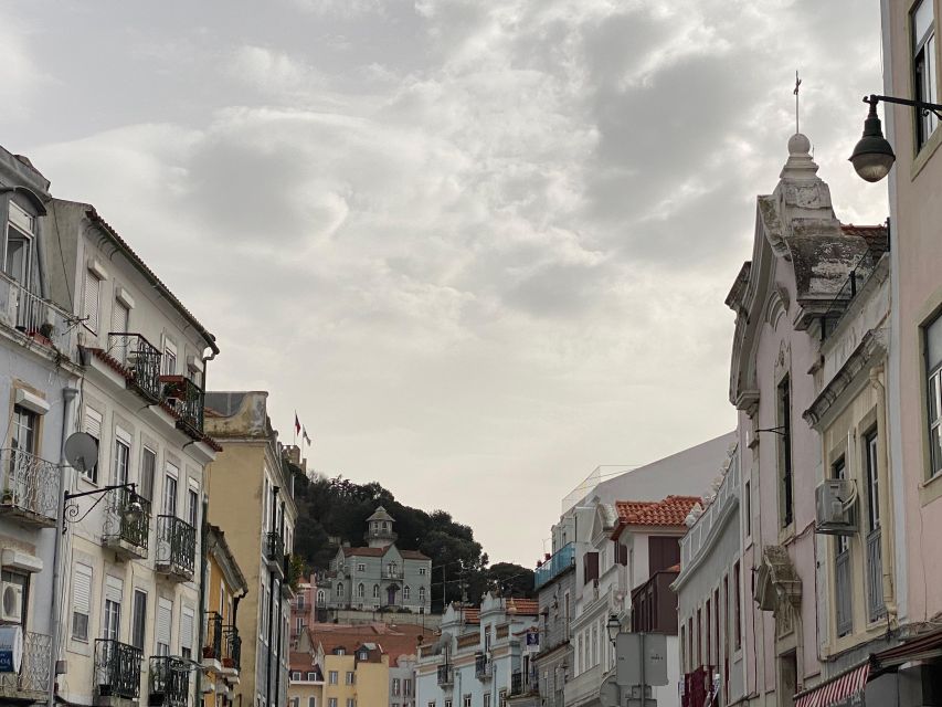 Crime and Punishment in Lisbon: Walking Tour - Tour Suitability