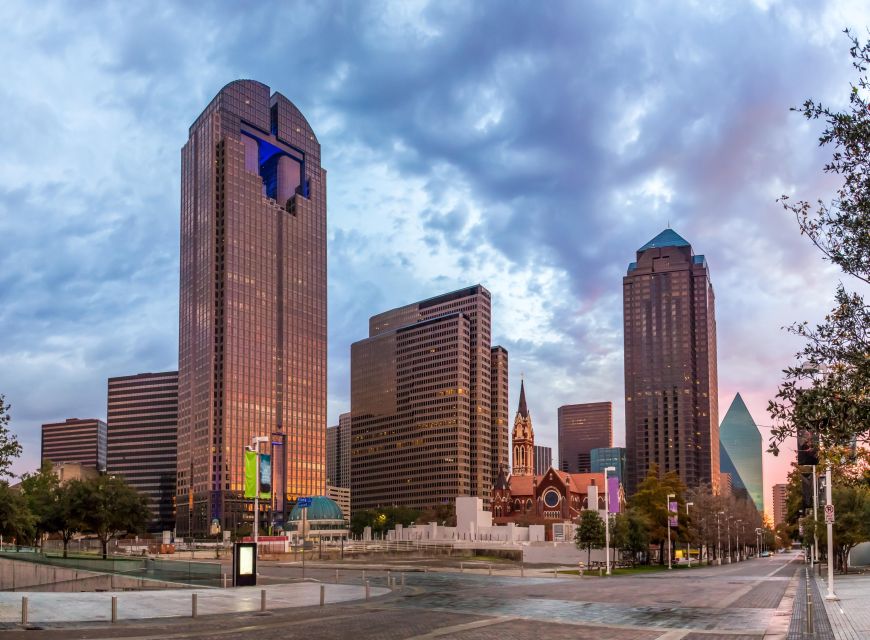 Dallas Whispers of Romance: A Couple's Stroll - Romantic Stops