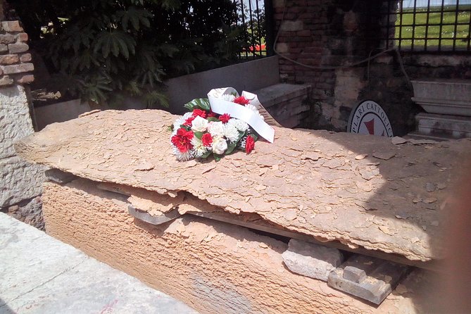 Dark Historical Verona Walking Tour - Tour Departure Times