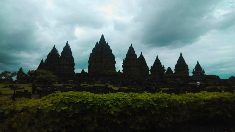 Day Trip Borobudur & Prambanan From Yogyakarta - Important Information