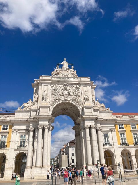 Decorative Arts Tour: Baixa De Lisboa - Inclusions and Amenities