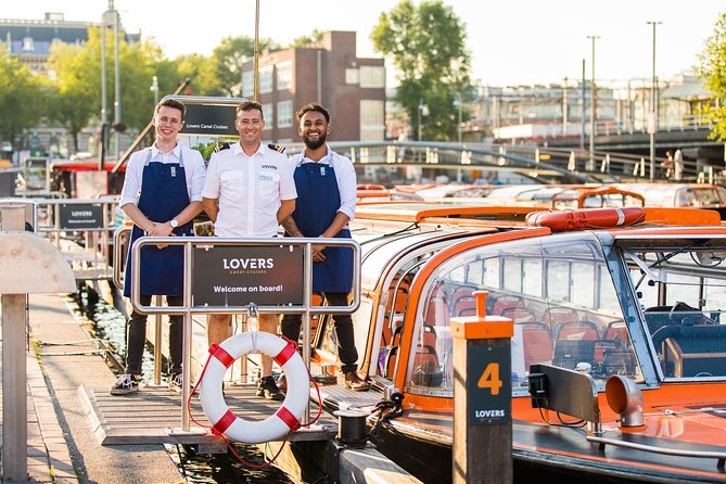 Dinner Canal Cruise Amsterdam: 4-Courses Including Drinks - Cruise Accessibility and Age Restrictions