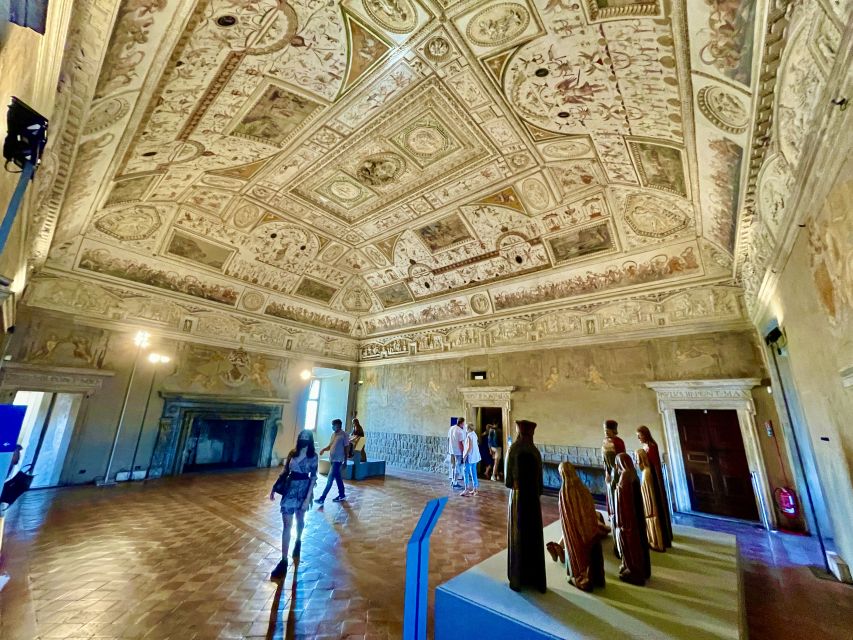 Exclusive Castel SantAngelo and Hadrians Tomb Guided Tour - Highlights of the Castles Architecture