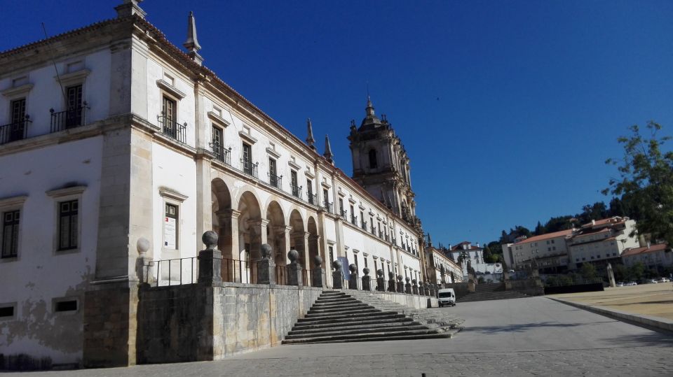 Fatima, Batalha, Alcobaça, Nazaré and Óbidos Private Tour - Delve Into the Middle Ages at Batalha